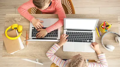 Glædeligt med fokus på teknologiforståelse allerede fra skolestart